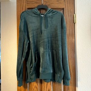 Velveteen hooded top